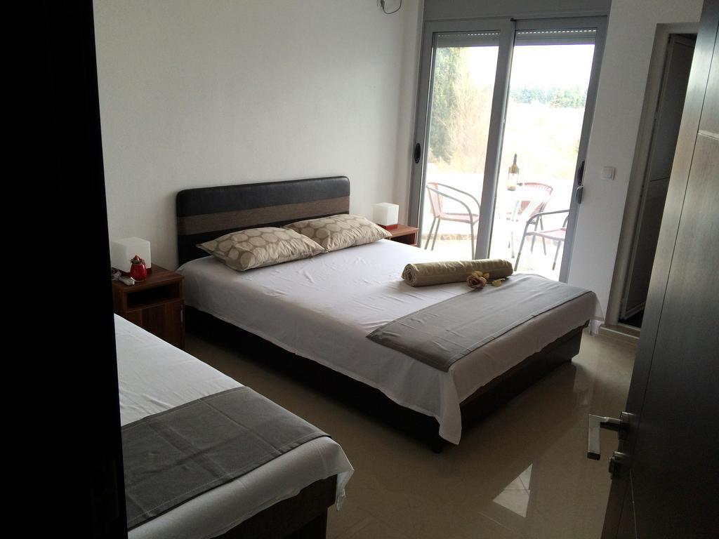 Apartments Perezaj II Ulcinj Habitación foto